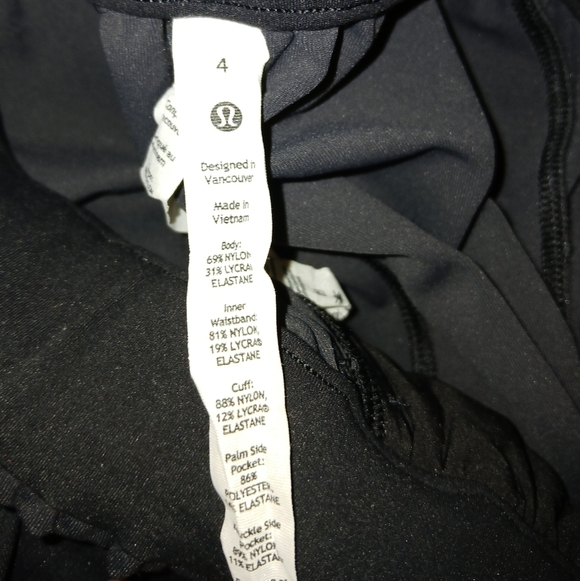 Lululemon Stretch High-Rise Jogger in camo size 4 - Picture 10 of 10